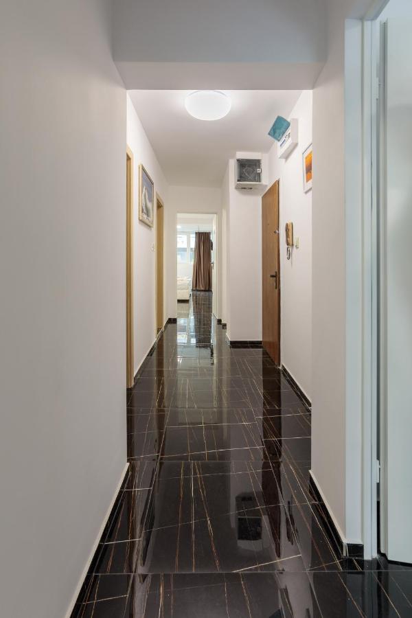 Стаи За Гости Пиротска 39 Burgas Exterior photo